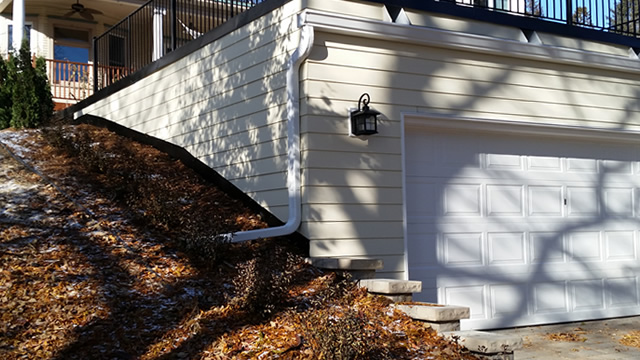 Garage with a Green Roof Photo